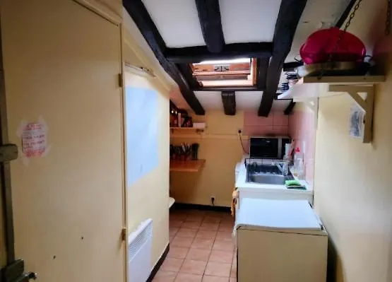 59 Saint Antoine Apartment Paris