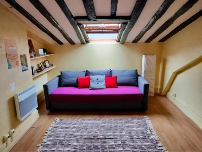 59 Saint Antoine Apartment Paris